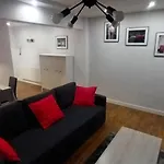 Tranquilo Y Amplio Apartamento Proximidades Calatrava Parking Y Wifi Gratis